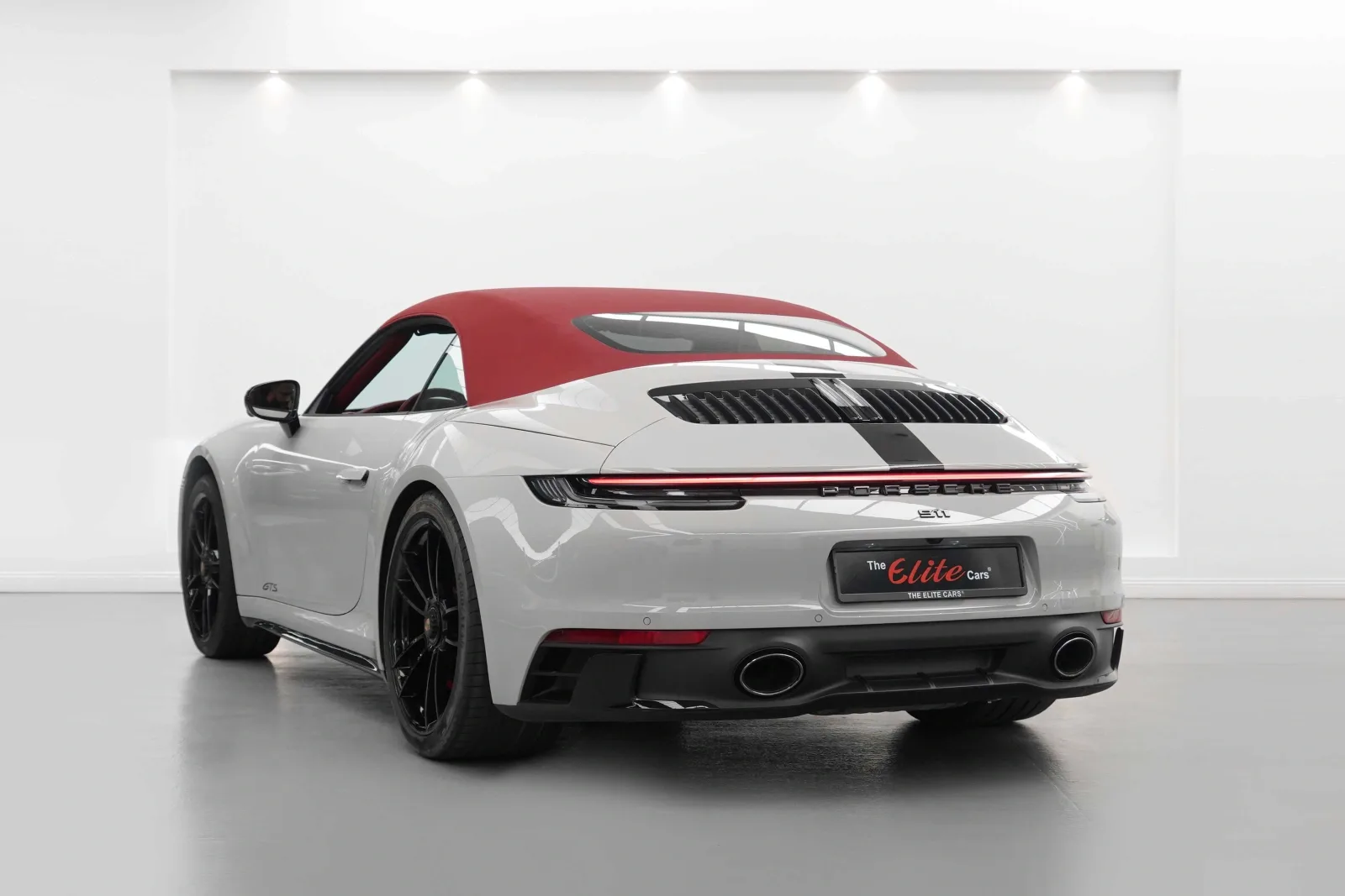 2022 Porsche 911 Carrera 4 GTS Cabriolet, 4/14