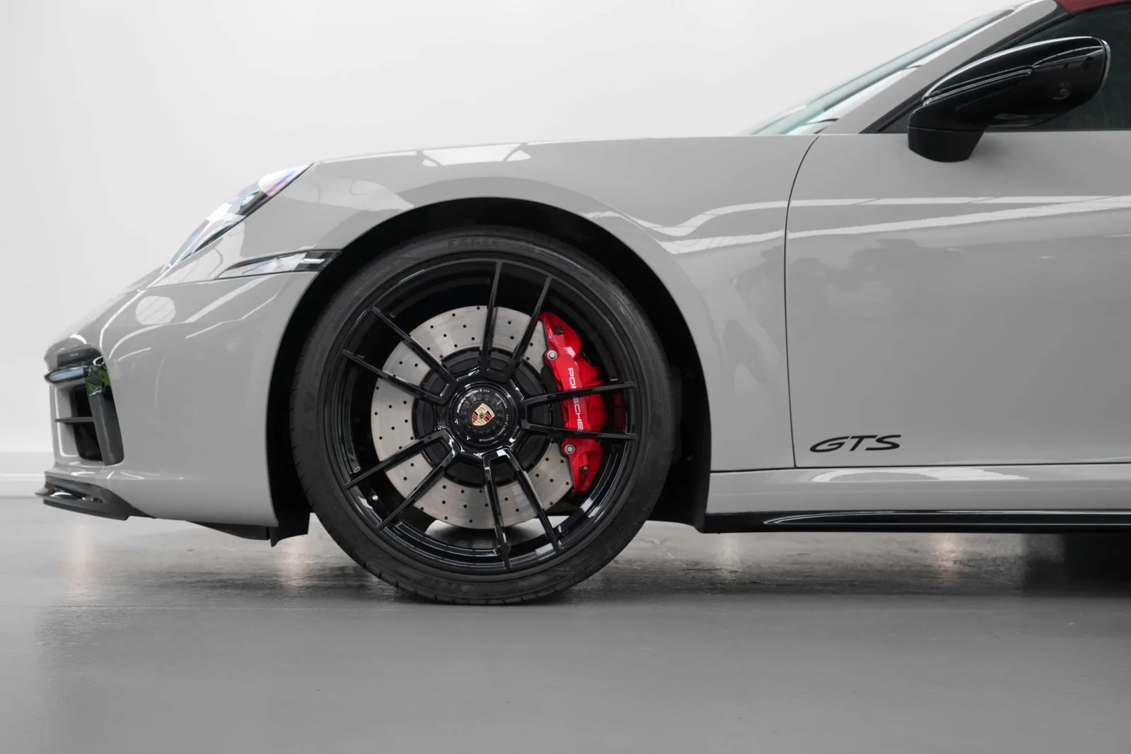 2022 Porsche 911 Carrera 4 GTS Cabriolet, 6/14