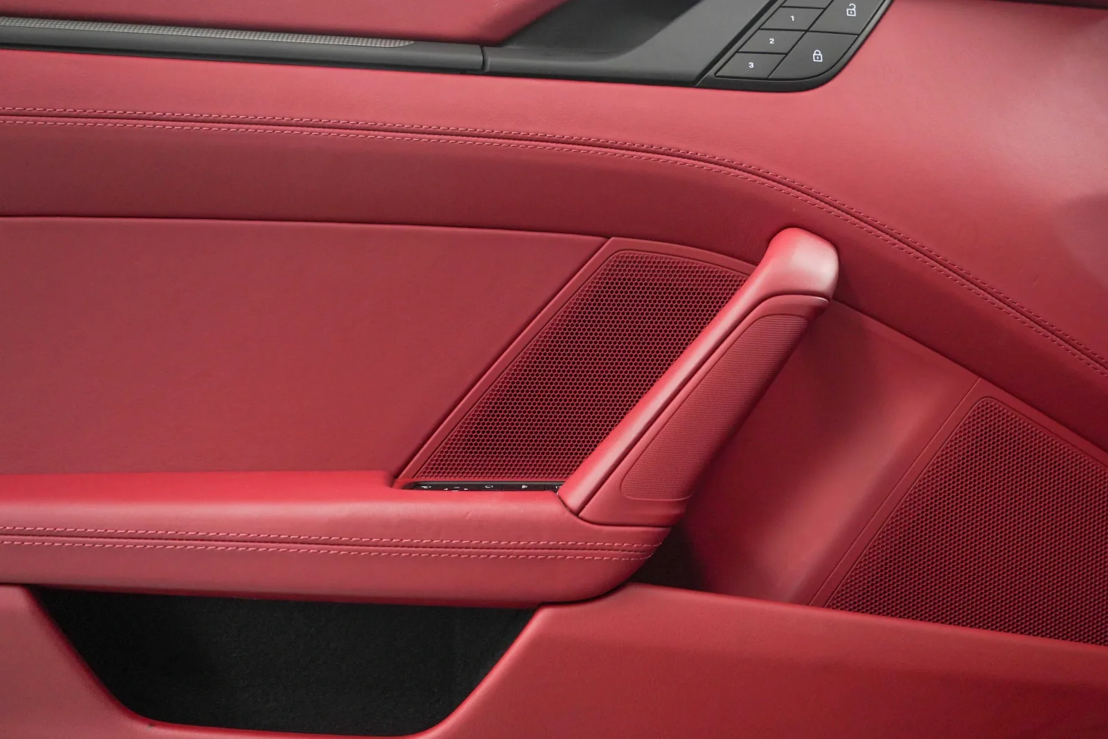 2022 Porsche 911 Carrera 4 GTS Cabriolet, 14/14