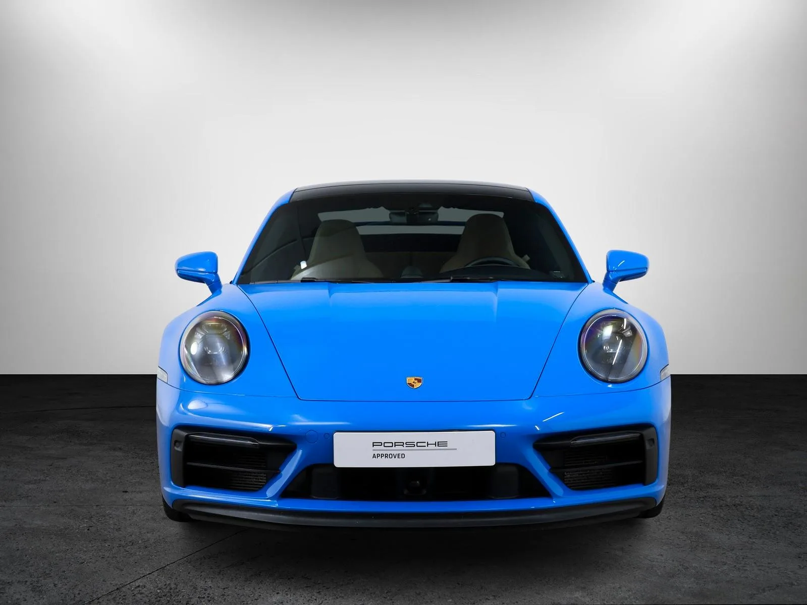2022 Porsche 911 Carrera 4 GTS, 2/27