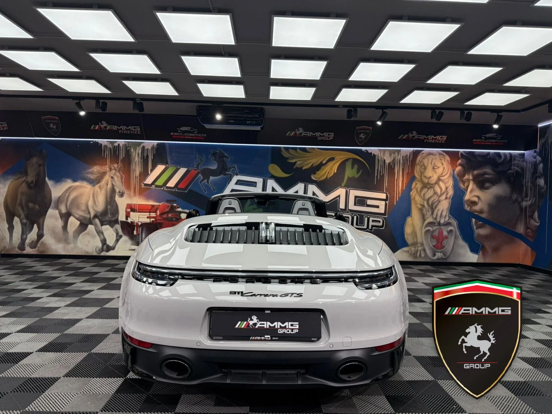 2022 Porsche 911 Carrera GTS Cabriolet, 6/15