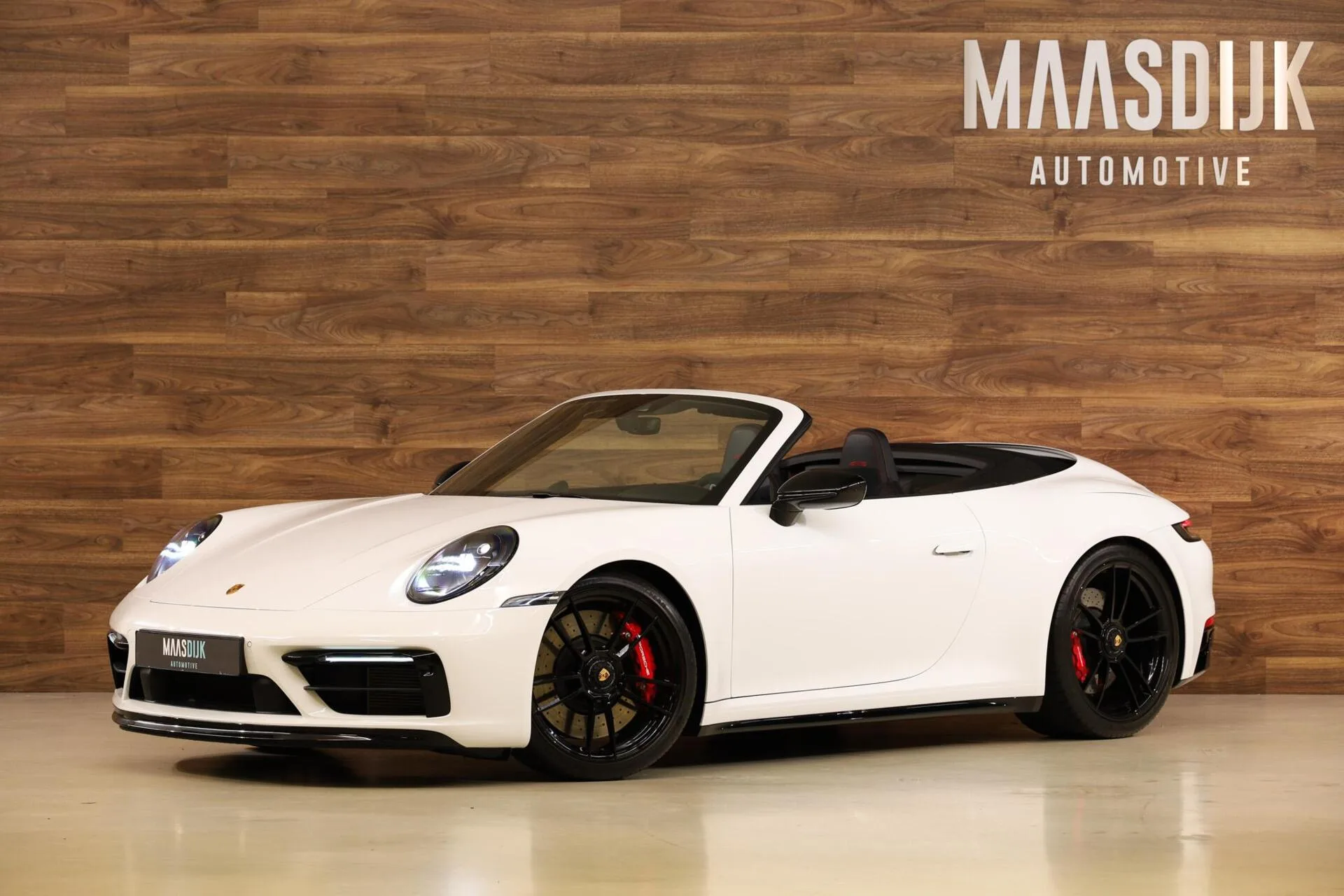 2022 Porsche 911 Carrera GTS Cabriolet proposée par un concessionnaire spécialisé à Werkendam, Pays-Bas, photo principale