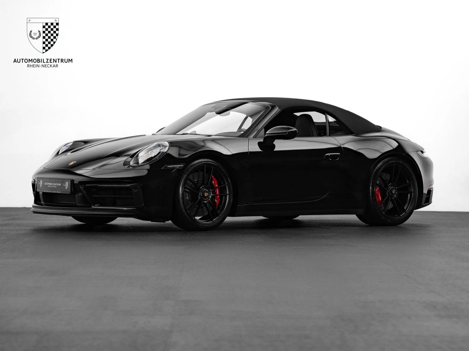 2022 Porsche 911 Carrera GTS Cabriolet, 3/30