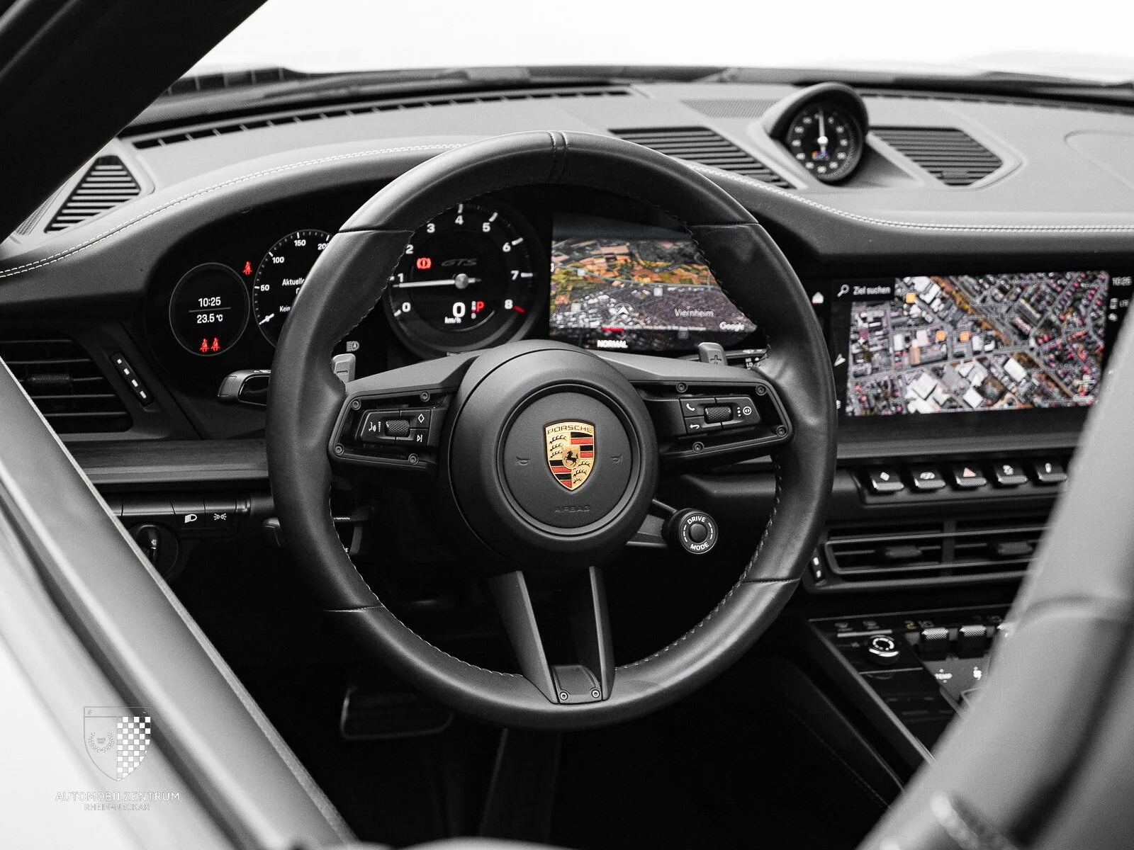 2022 Porsche 911 Carrera GTS Cabriolet, 14/30