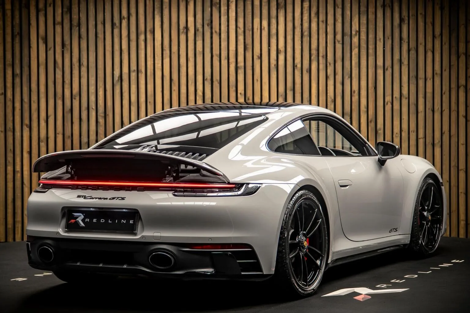 2022 Porsche 911 Carrera GTS, 4/30