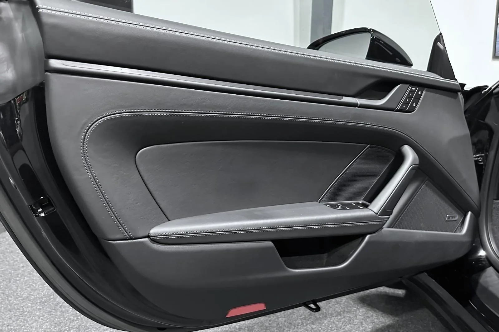 2022 Porsche 911 Carrera GTS, 12/14