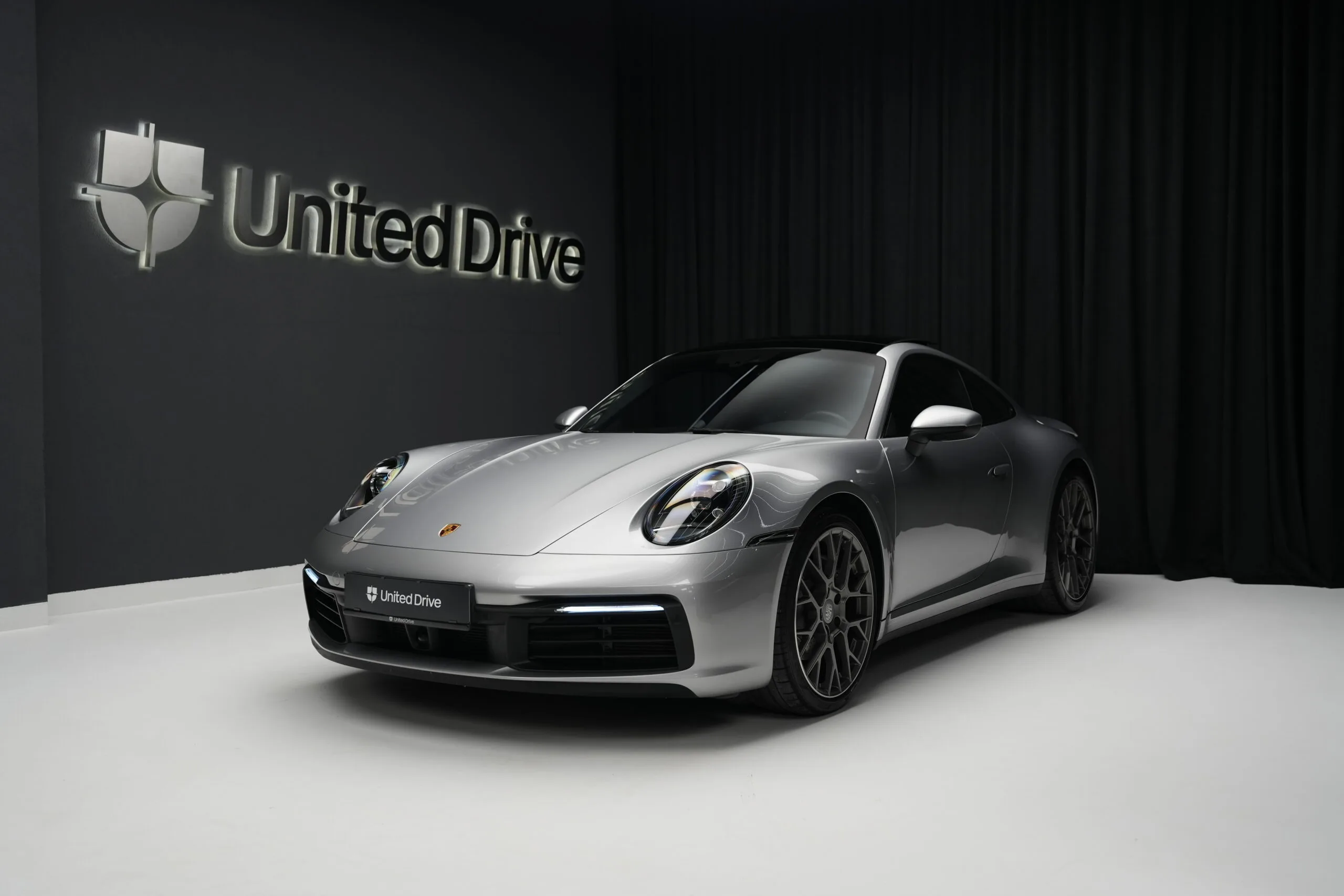 2022 Porsche 911 Carrera angeboten von einem Fachhändler in Voluntari, Rumänien, Hauptfoto