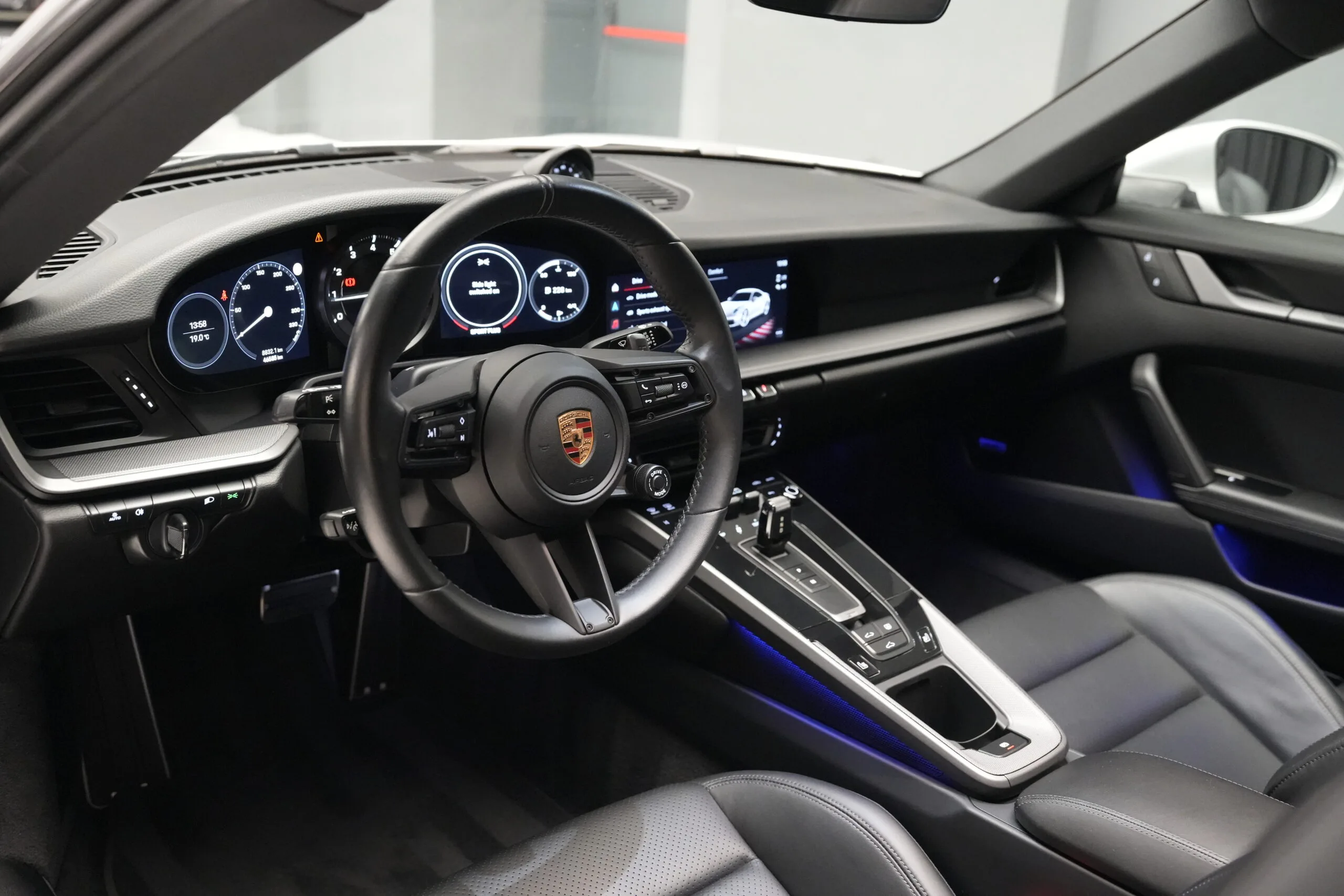 2022 Porsche 911 Carrera, 14/30
