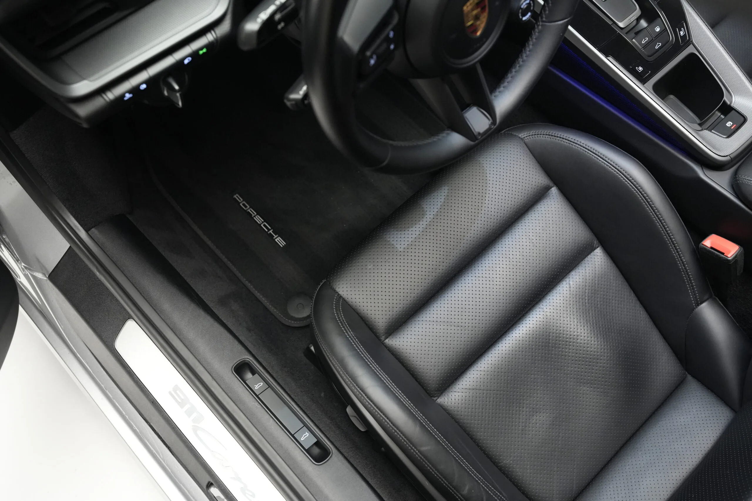 2022 Porsche 911 Carrera, 16/30