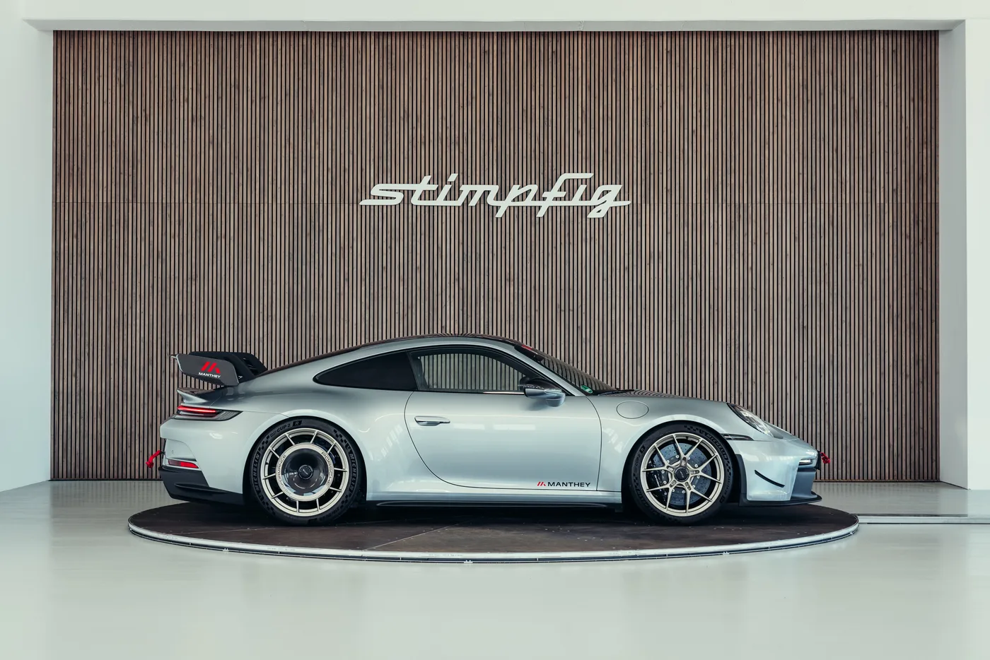 2022 Porsche 911 GT3 proposée par un spécialiste de la voiture de collection à Stuttgart, Allemagne, photo 6 sur 25