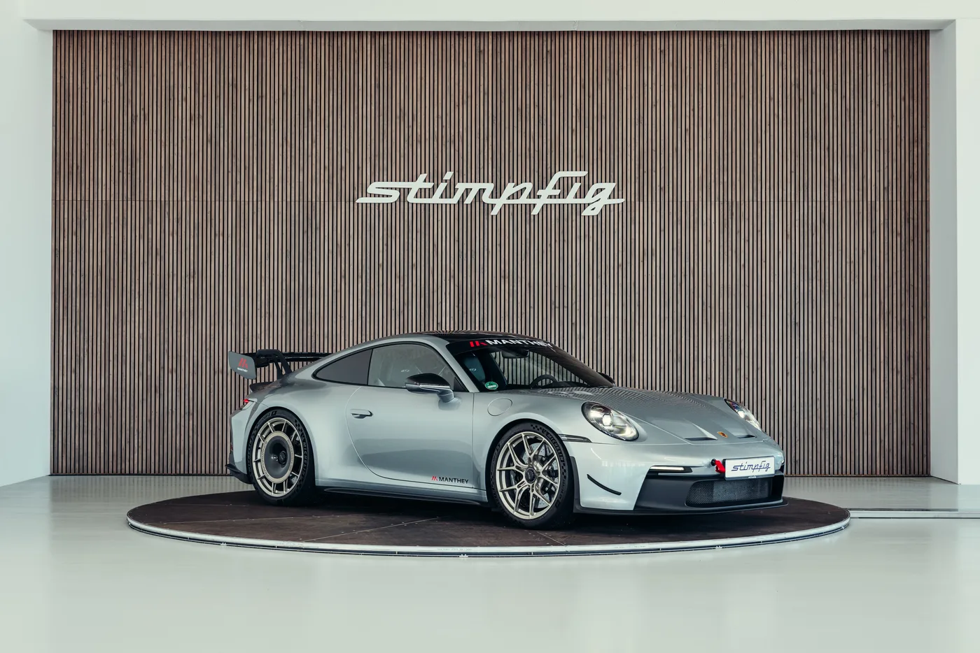 2022 Porsche 911 GT3 proposée par un spécialiste de la voiture de collection à Stuttgart, Allemagne, photo 7 sur 25