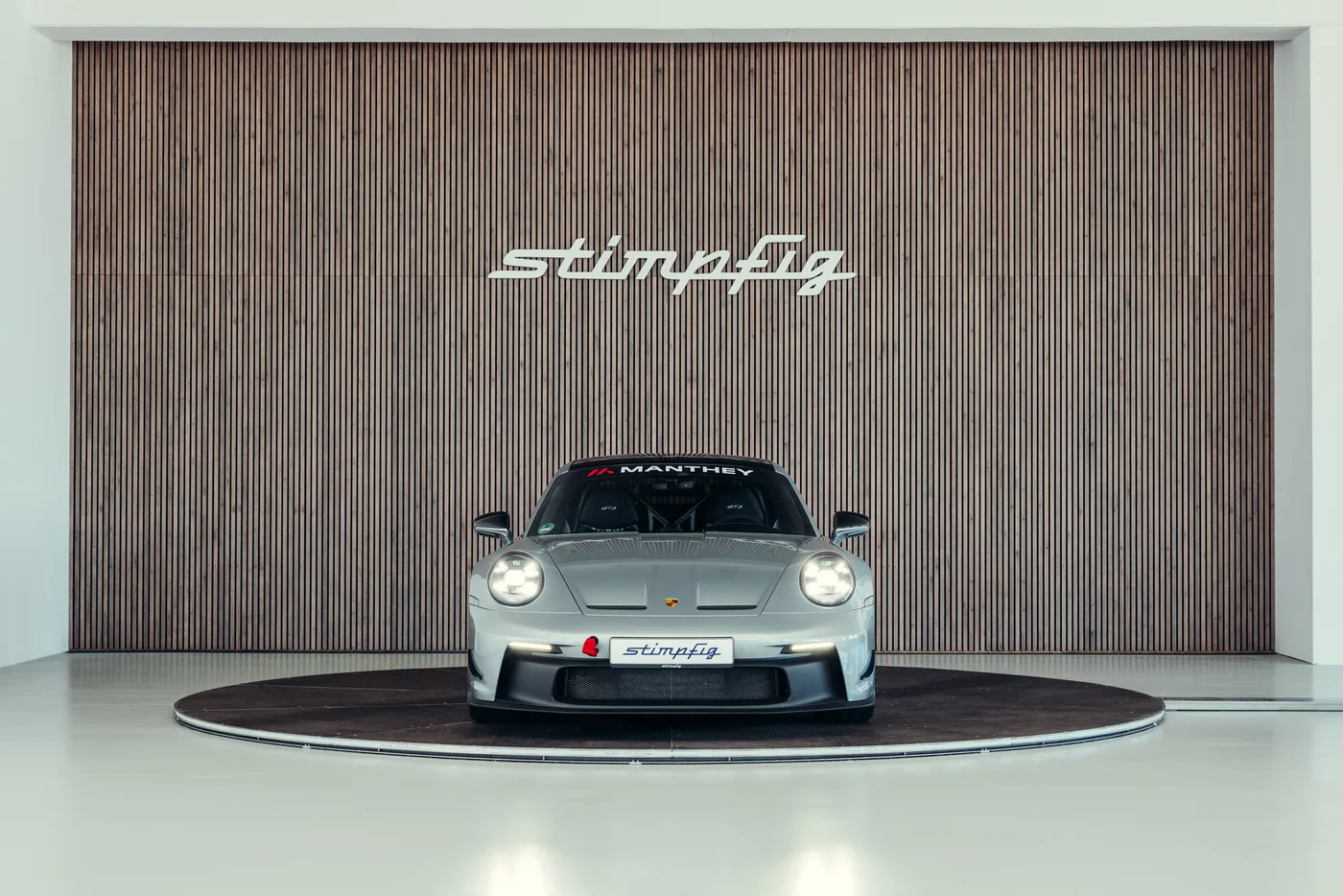 2022 Porsche 911 GT3 proposée par un spécialiste de la voiture de collection à Stuttgart, Allemagne, photo 8 sur 25