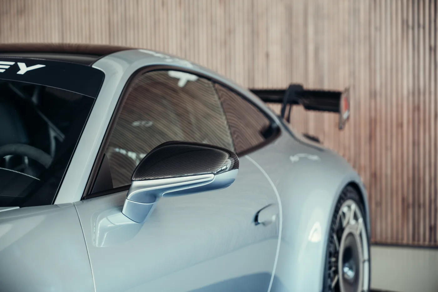2022 Porsche 911 GT3 proposée par un spécialiste de la voiture de collection à Stuttgart, Allemagne, photo 11 sur 25