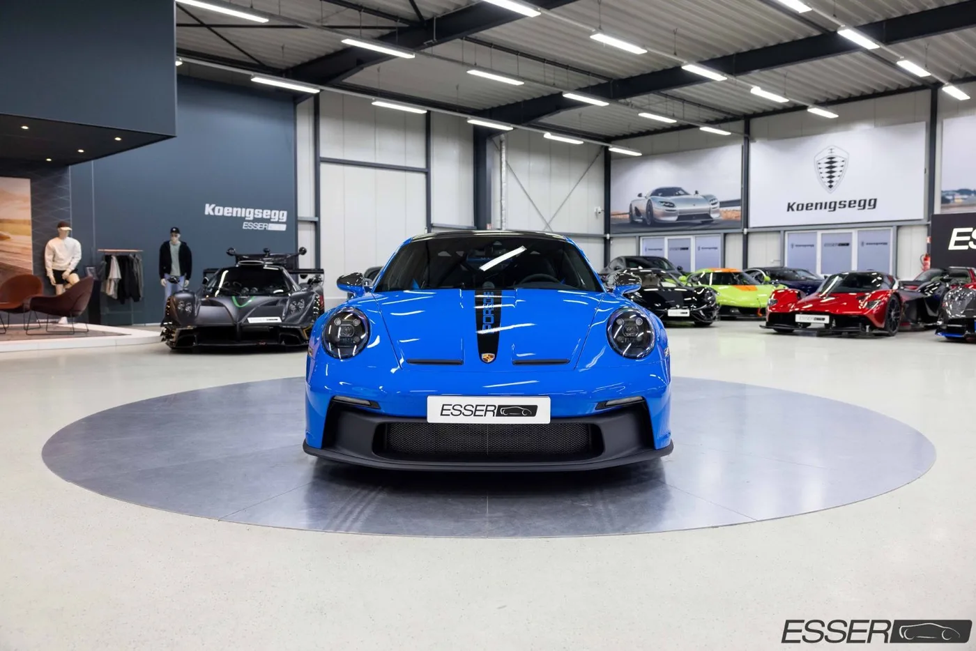 2022 Porsche 911 GT3 proposée par un concessionnaire spécialisé à Alsdorf, Allemagne, photo 3 sur 10