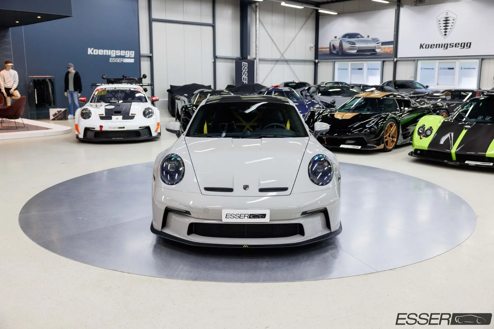 2022 Porsche 911 GT3 Touring, 2/27
