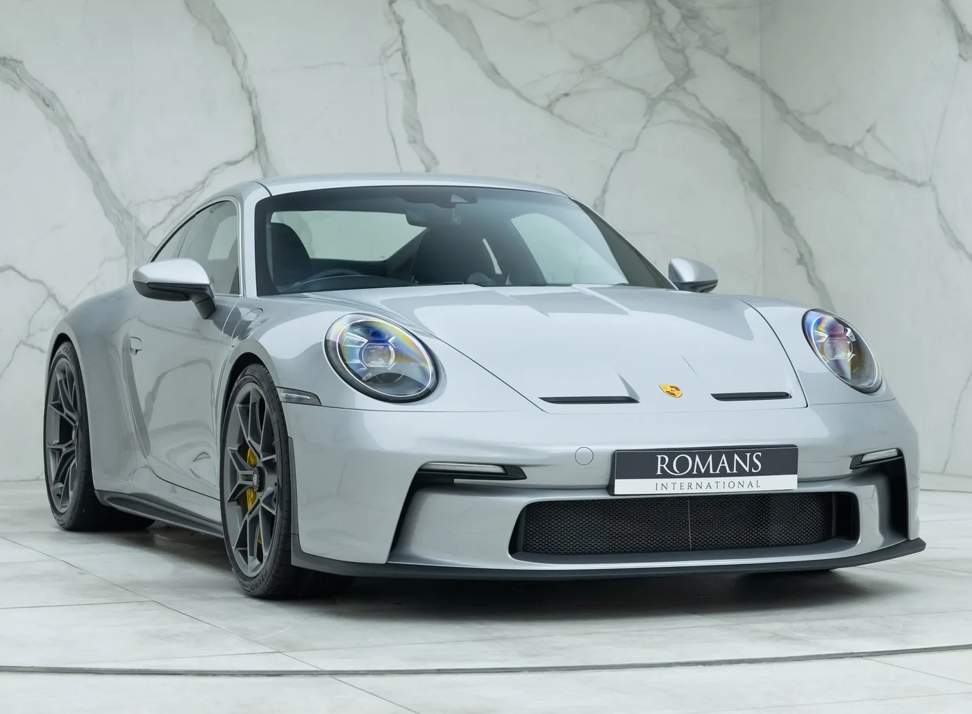 2022 Porsche 911 GT3 Touring proposée par un concessionnaire spécialisé à Banstead, Royaume-Uni, photo 6 sur 25