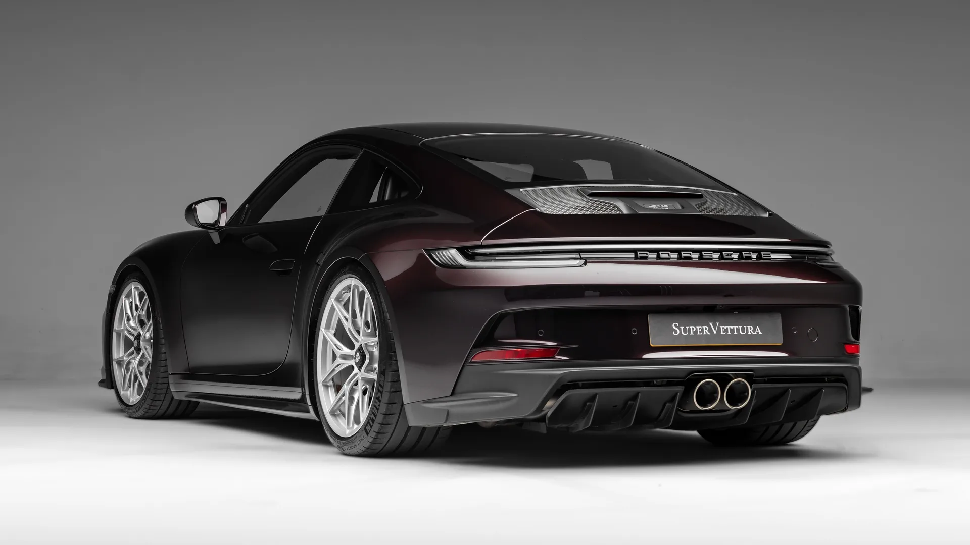 2022 Porsche 911 GT3 Touring, 3/8