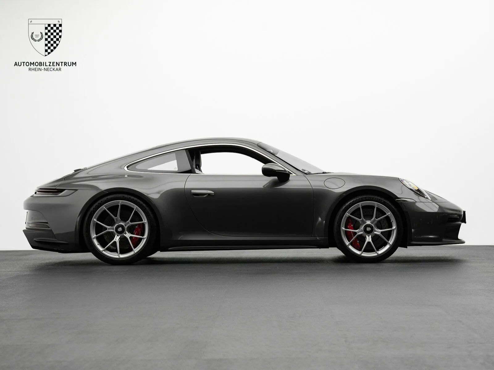 2022 Porsche 911 GT3 Touring, 8/30