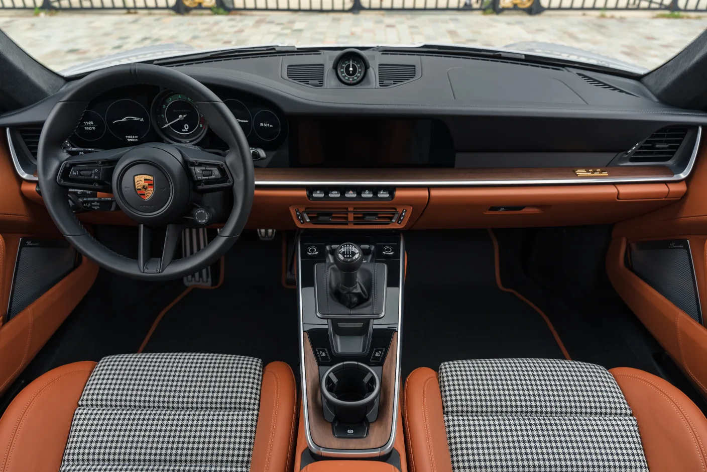 2022 Porsche 911 Sport Classic, 8/30