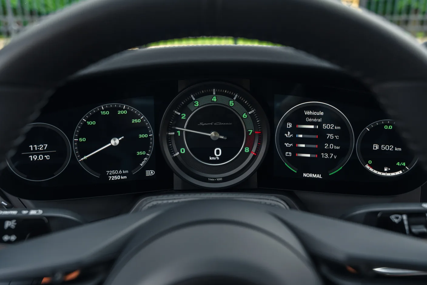 2022 Porsche 911 Sport Classic, 18/30