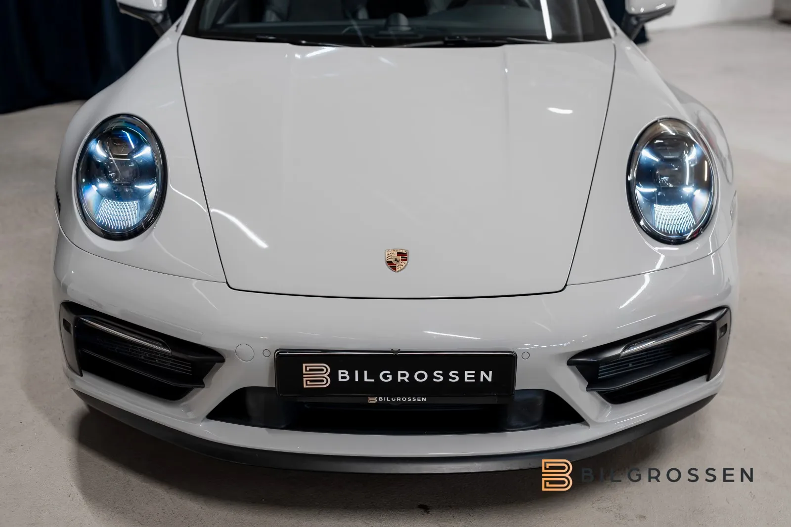 2022 Porsche 911 Targa 4 GTS, 10/28