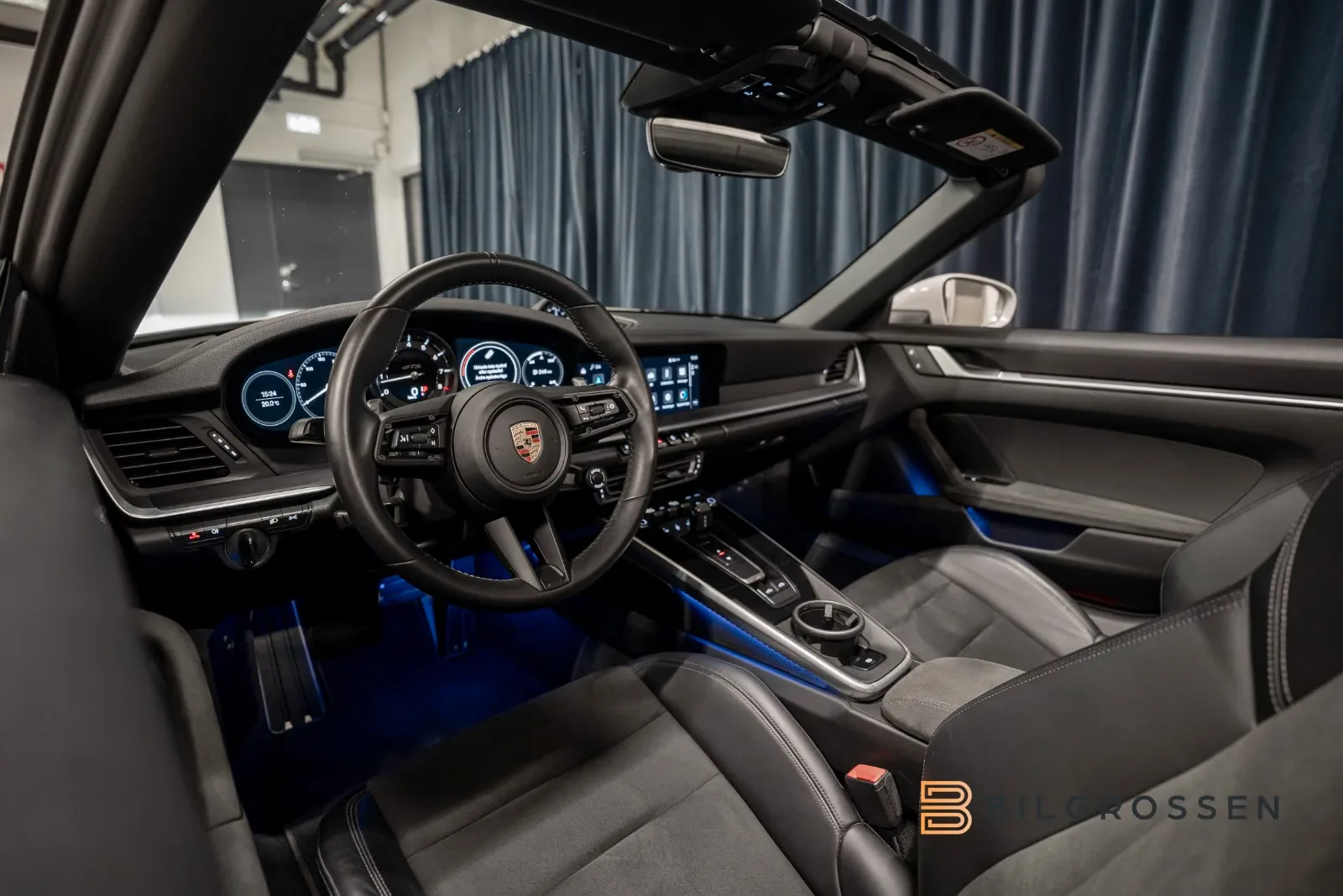 2022 Porsche 911 Targa 4 GTS, 18/28