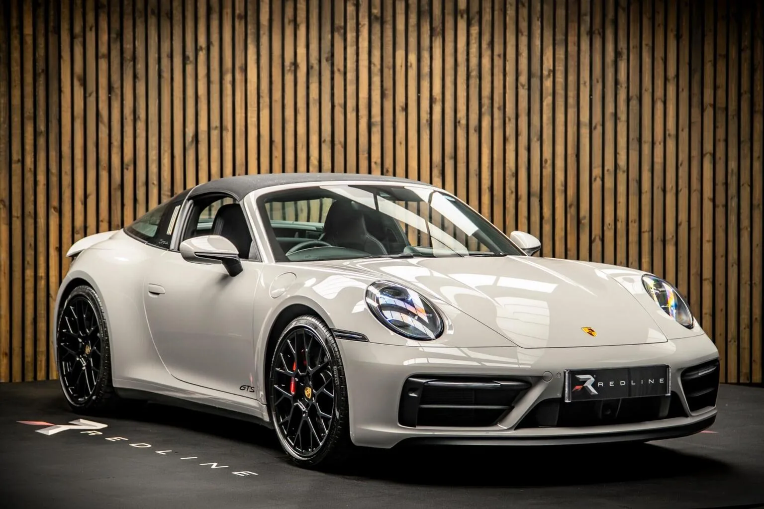 2022 Porsche 911 Targa 4 GTS, 12/30