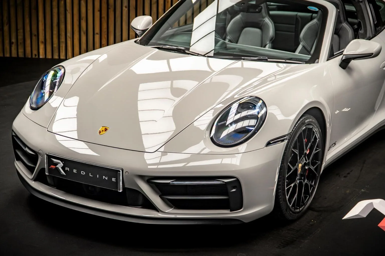 2022 Porsche 911 Targa 4 GTS, 15/30