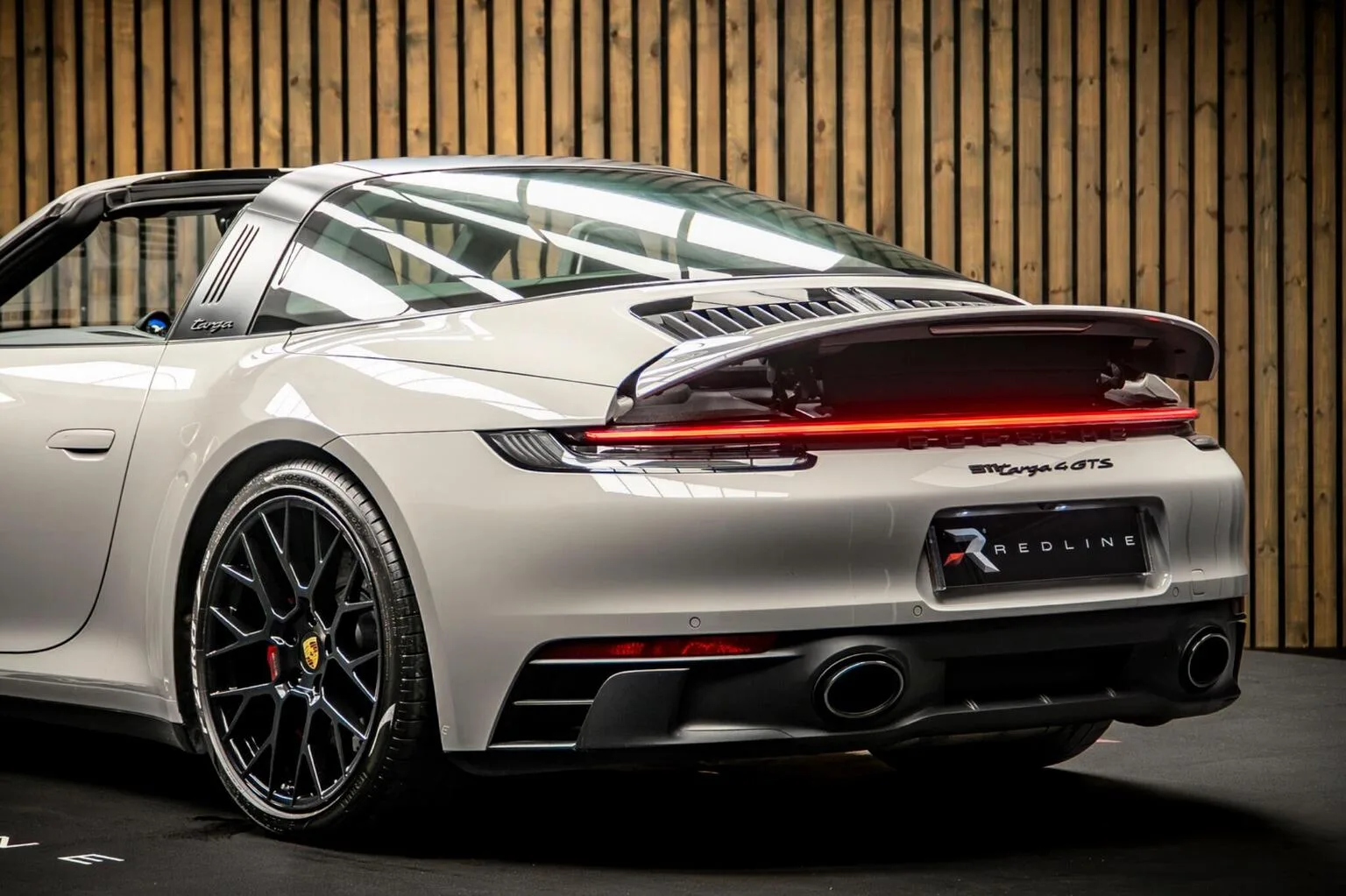 2022 Porsche 911 Targa 4 GTS, 20/30