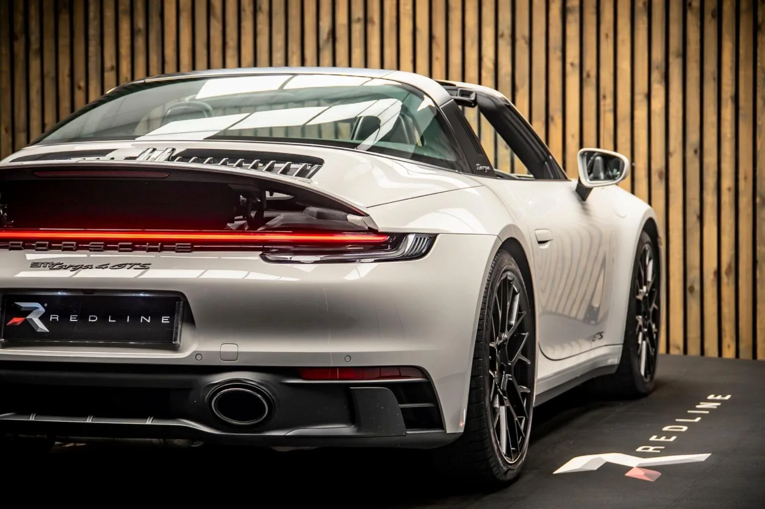 2022 Porsche 911 Targa 4 GTS, 21/30