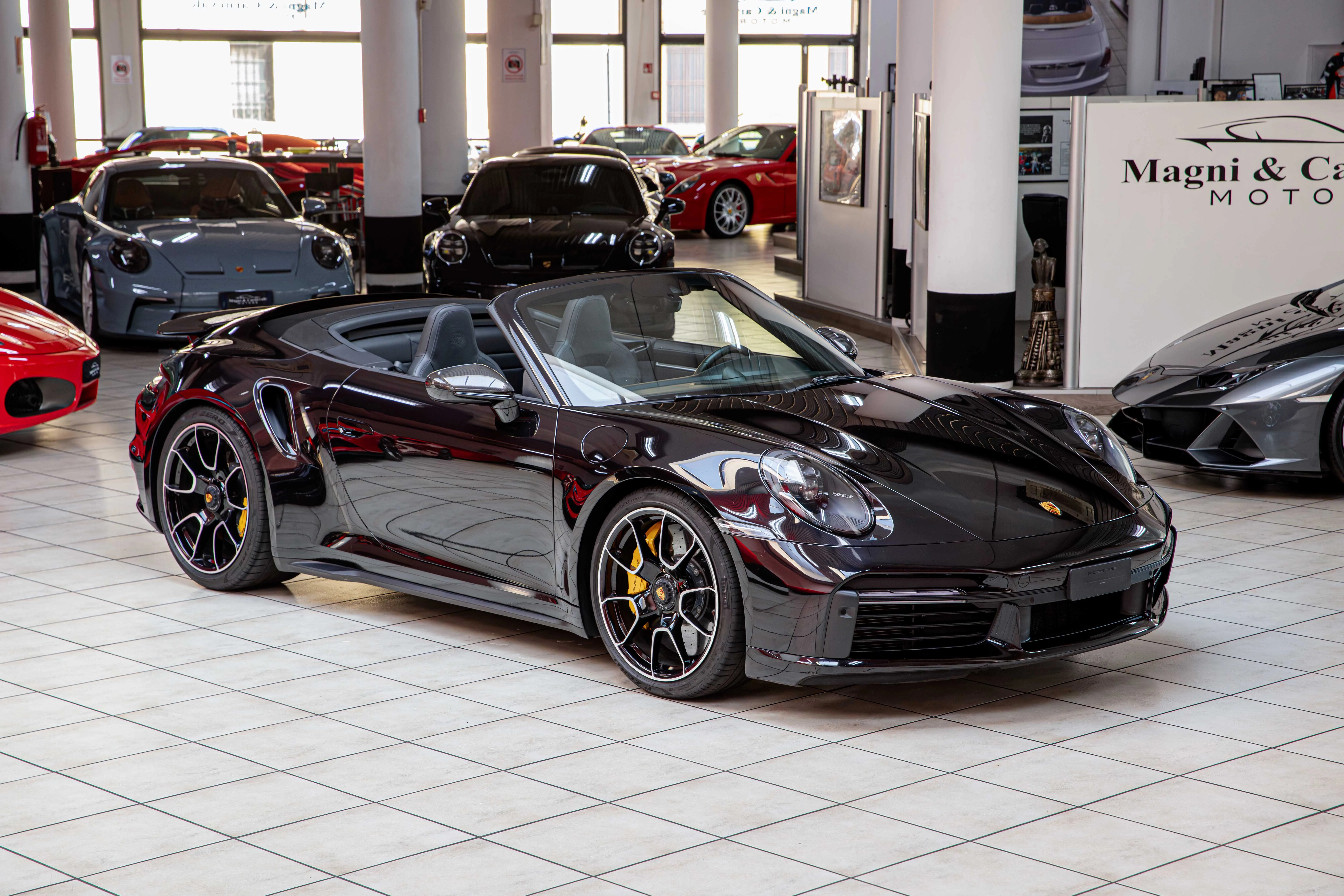 2022 Porsche 911 Turbo Cabriolet, 2/30