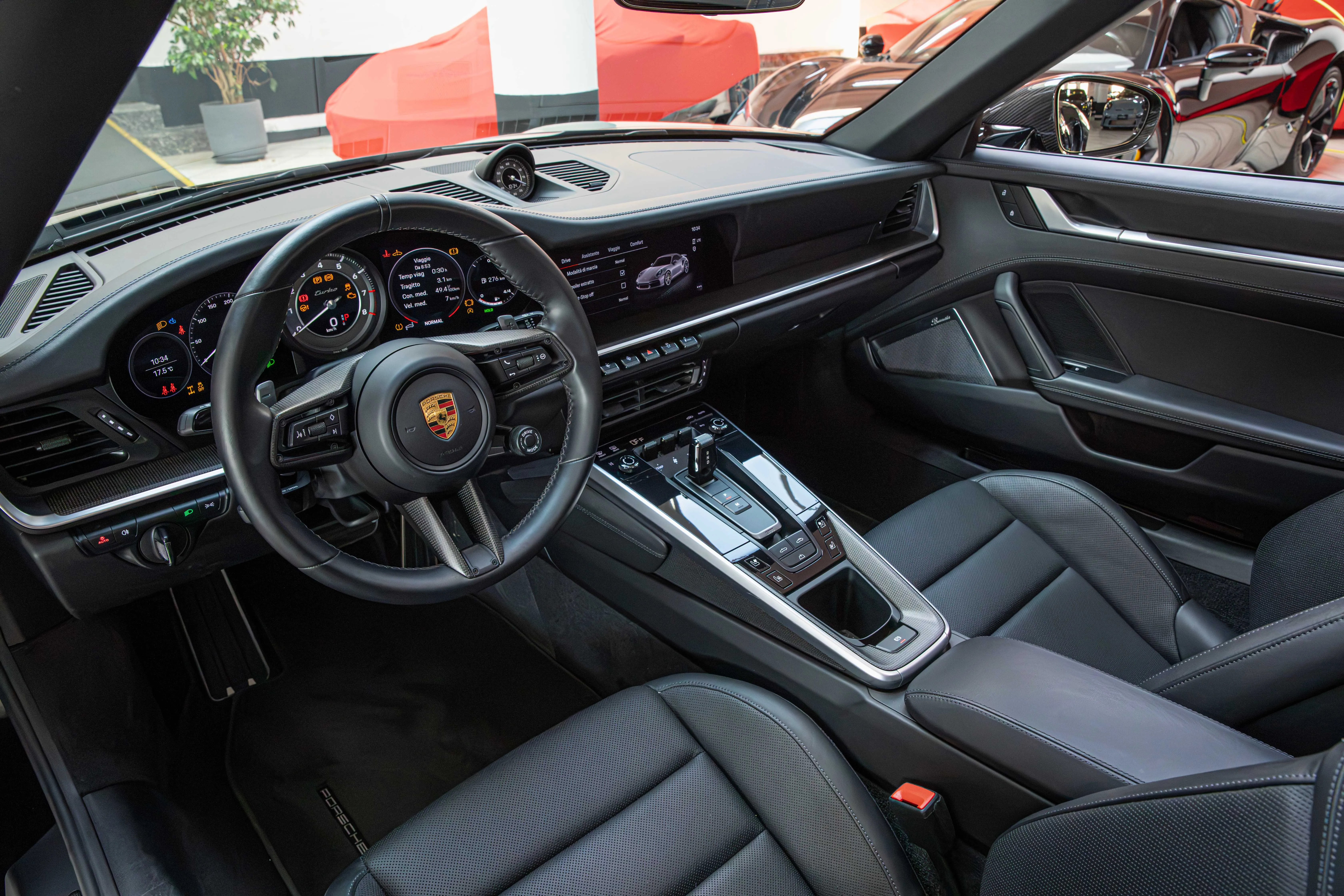 2022 Porsche 911 Turbo Cabriolet, 16/30