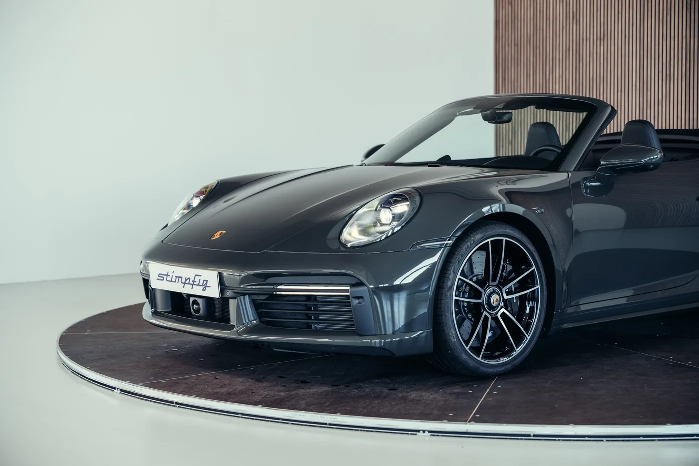 2022 Porsche 911 Turbo S Cabriolet proposée par un spécialiste de la voiture de collection à Stuttgart, Allemagne, photo 10 sur 25