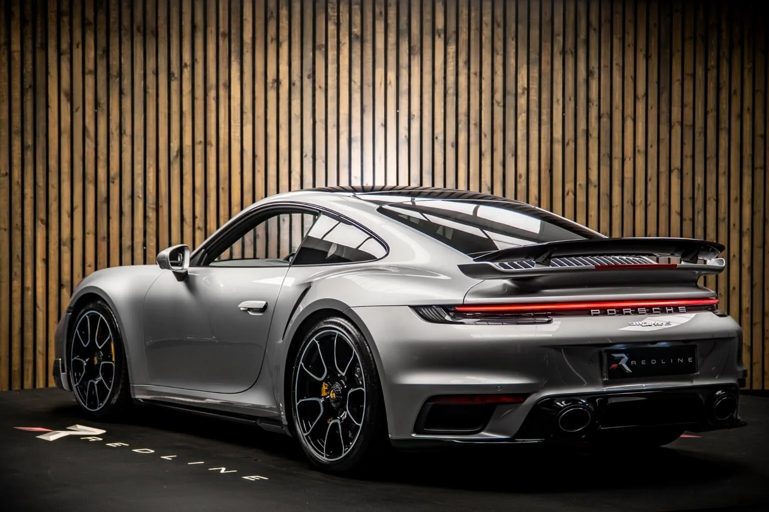 2022 Porsche 911 Turbo S, 3/30