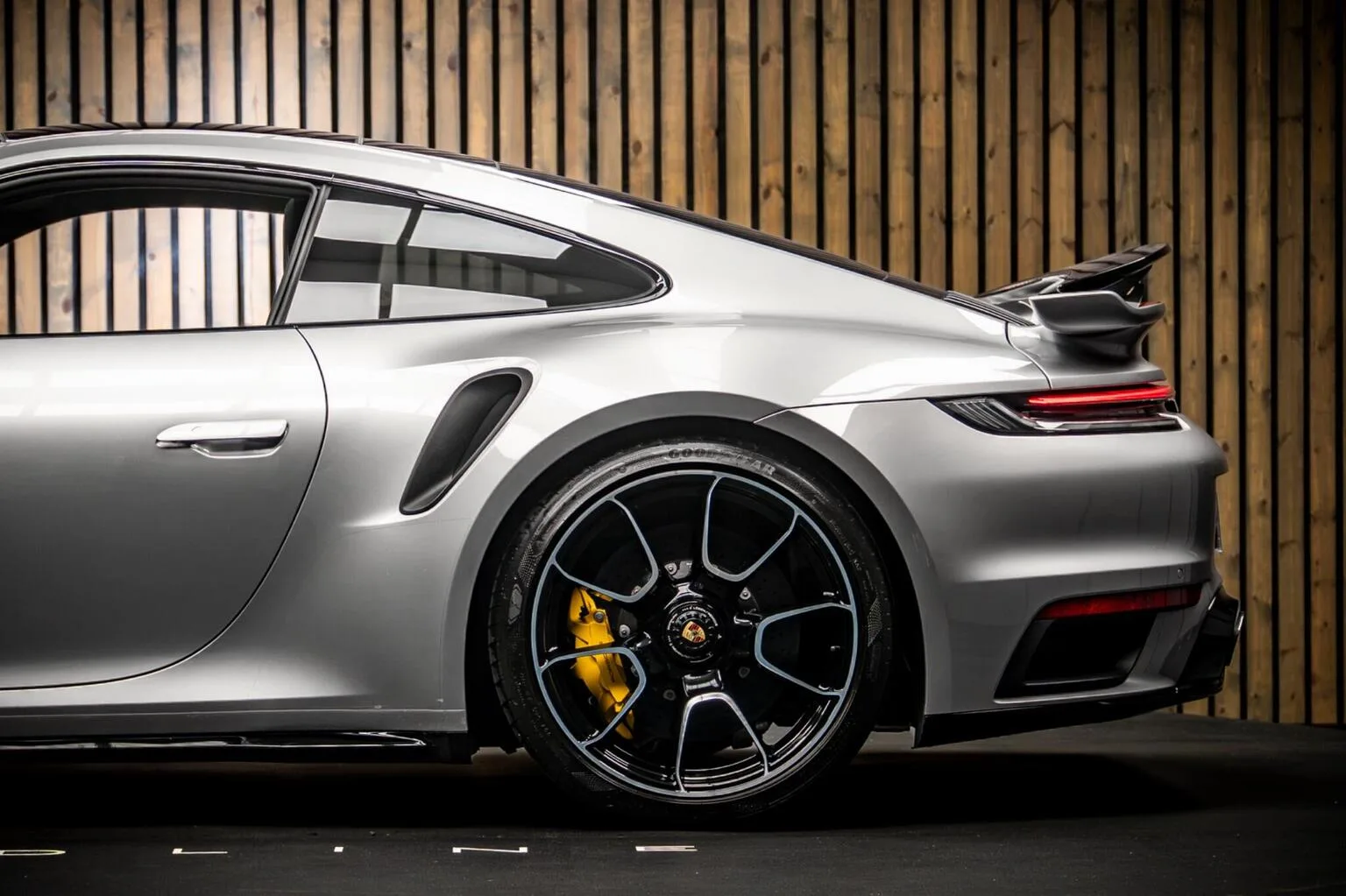 2022 Porsche 911 Turbo S, 17/30