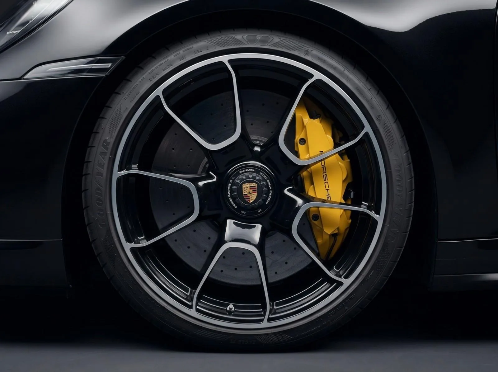 2022 Porsche 911 Turbo S, 7/12