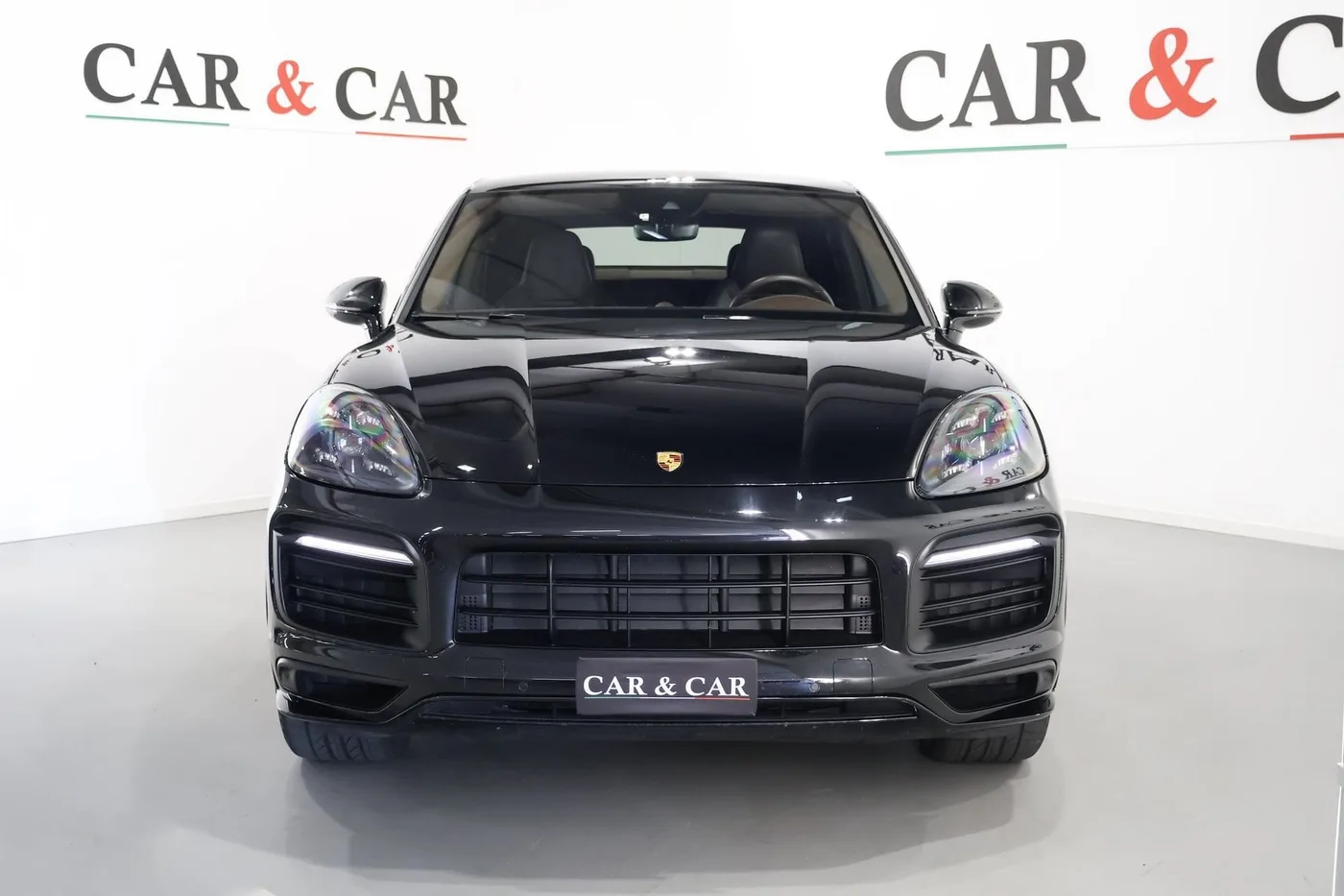 2022 Porsche Cayenne GTS Coupé offered by a supercar dealer in Zibido San Giacomo, Italy, photo 3 of 25