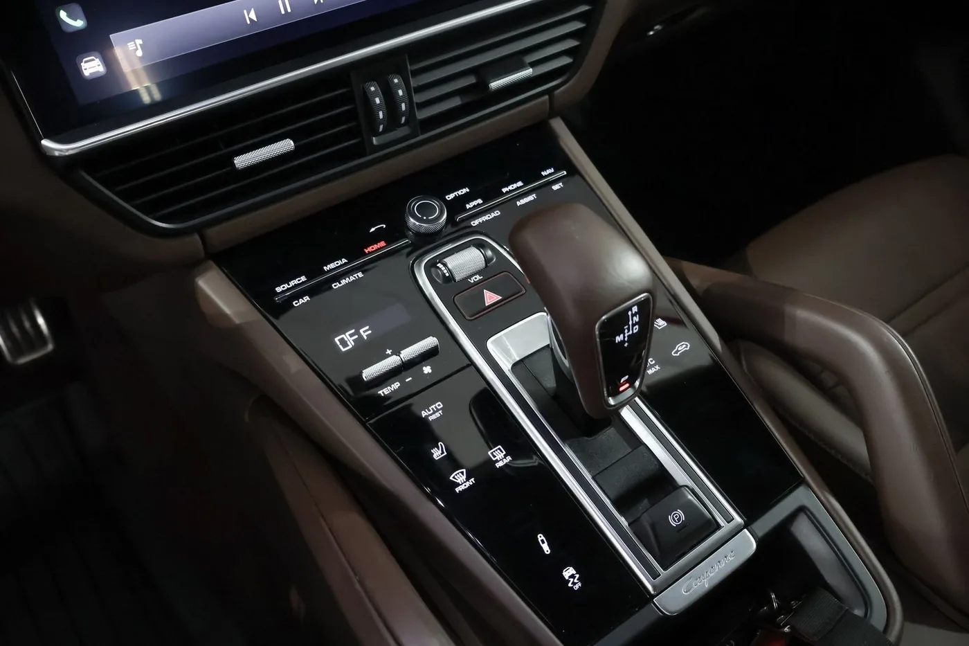2022 Porsche Cayenne GTS Coupé offered by a supercar dealer in Zibido San Giacomo, Italy, photo 14 of 25