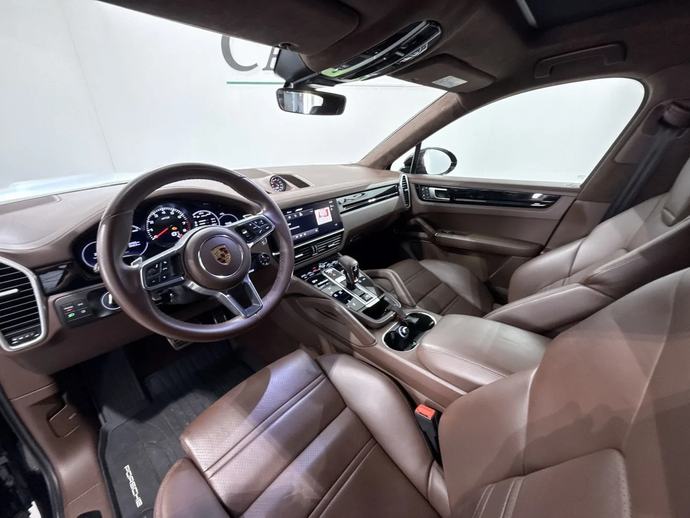 2022 Porsche Cayenne GTS Coupé offered by a supercar dealer in Zibido San Giacomo, Italy, photo 18 of 25