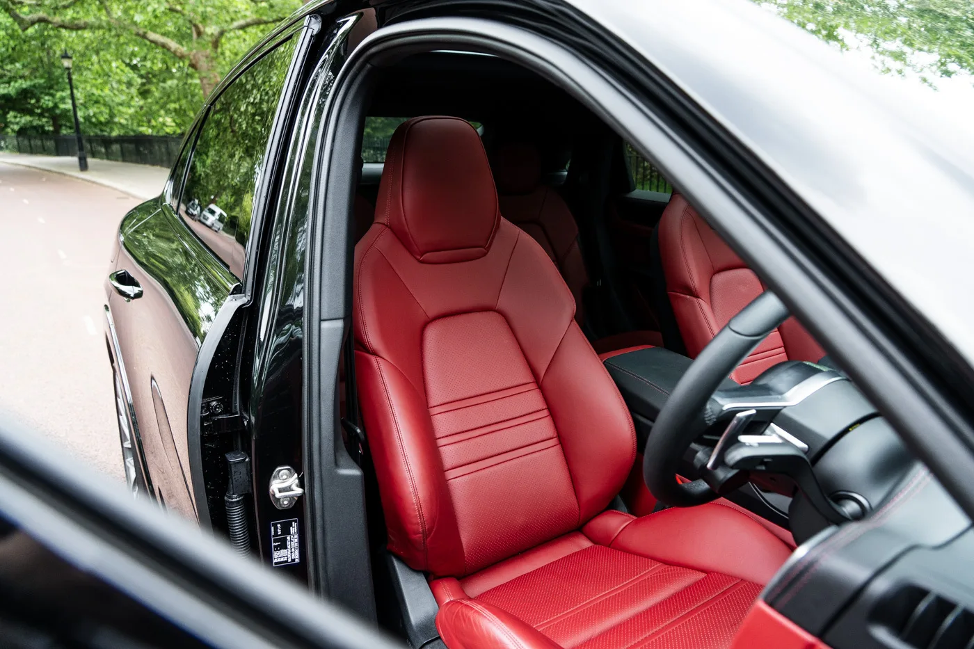 2022 Porsche Cayenne E-Hybrid Coupé, 26/30