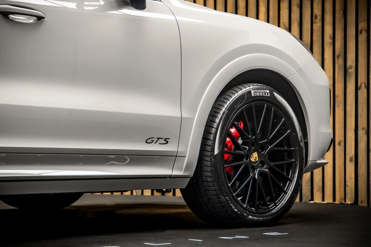 2022 Porsche Cayenne GTS Coupé, 13/30