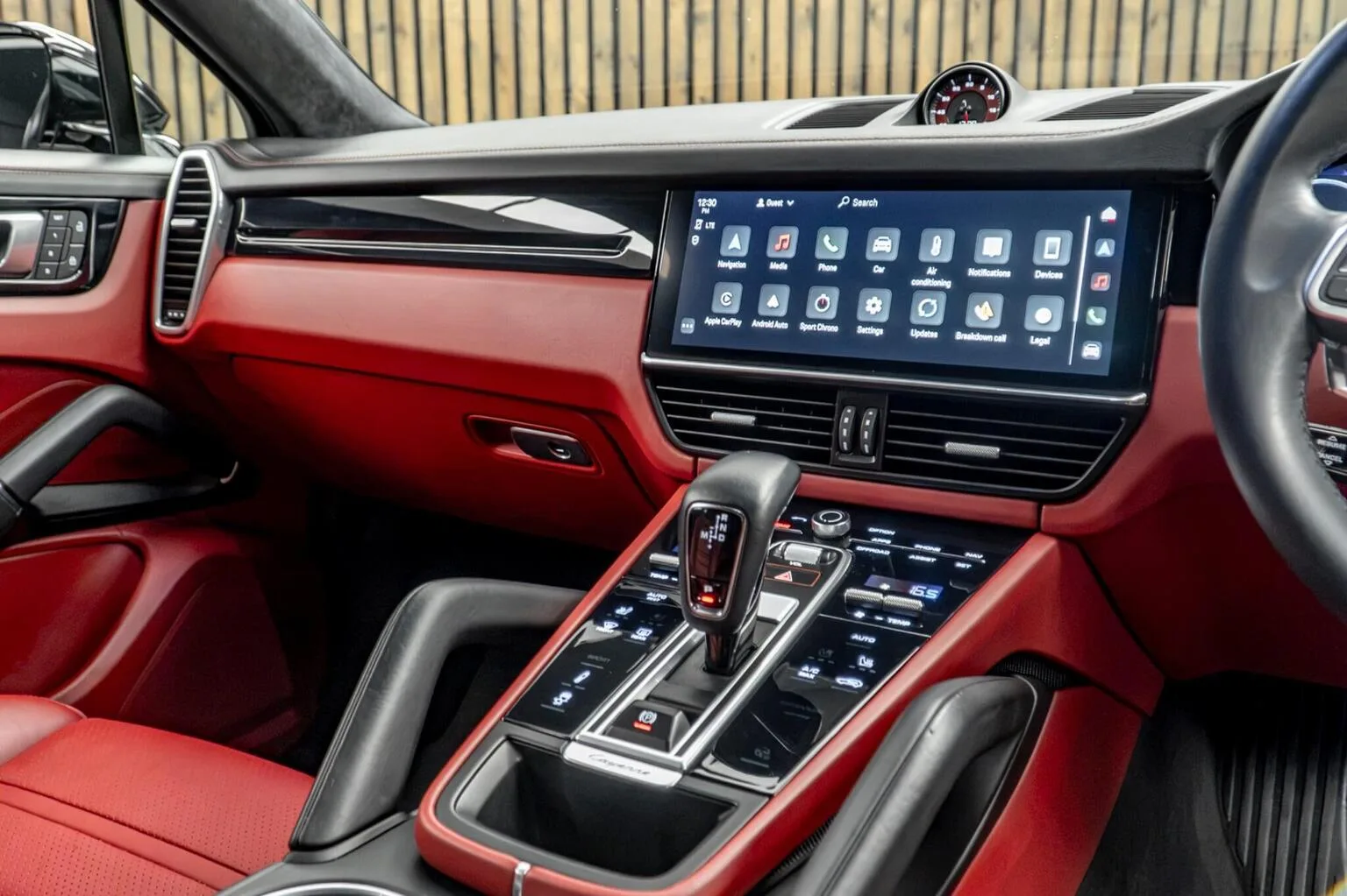 2022 Porsche Cayenne GTS Coupé, 24/30