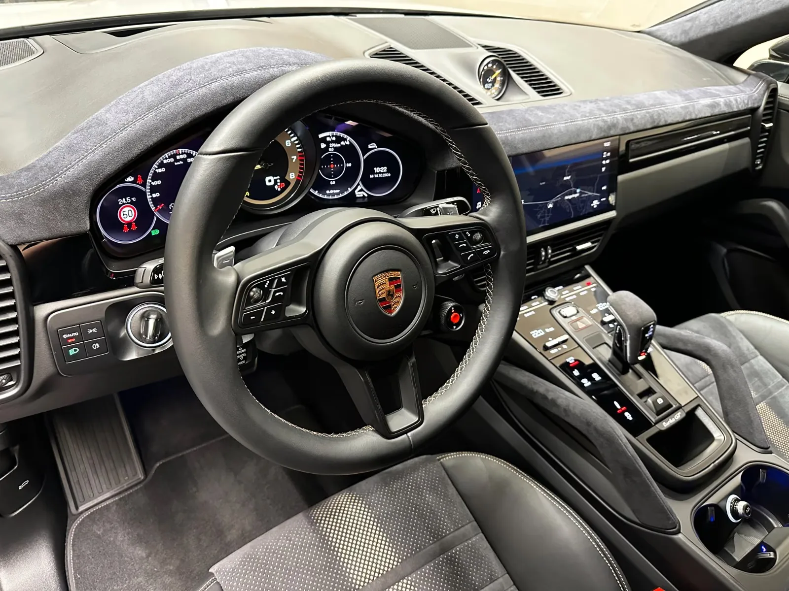 2022 Porsche Cayenne Turbo GT, 17/30