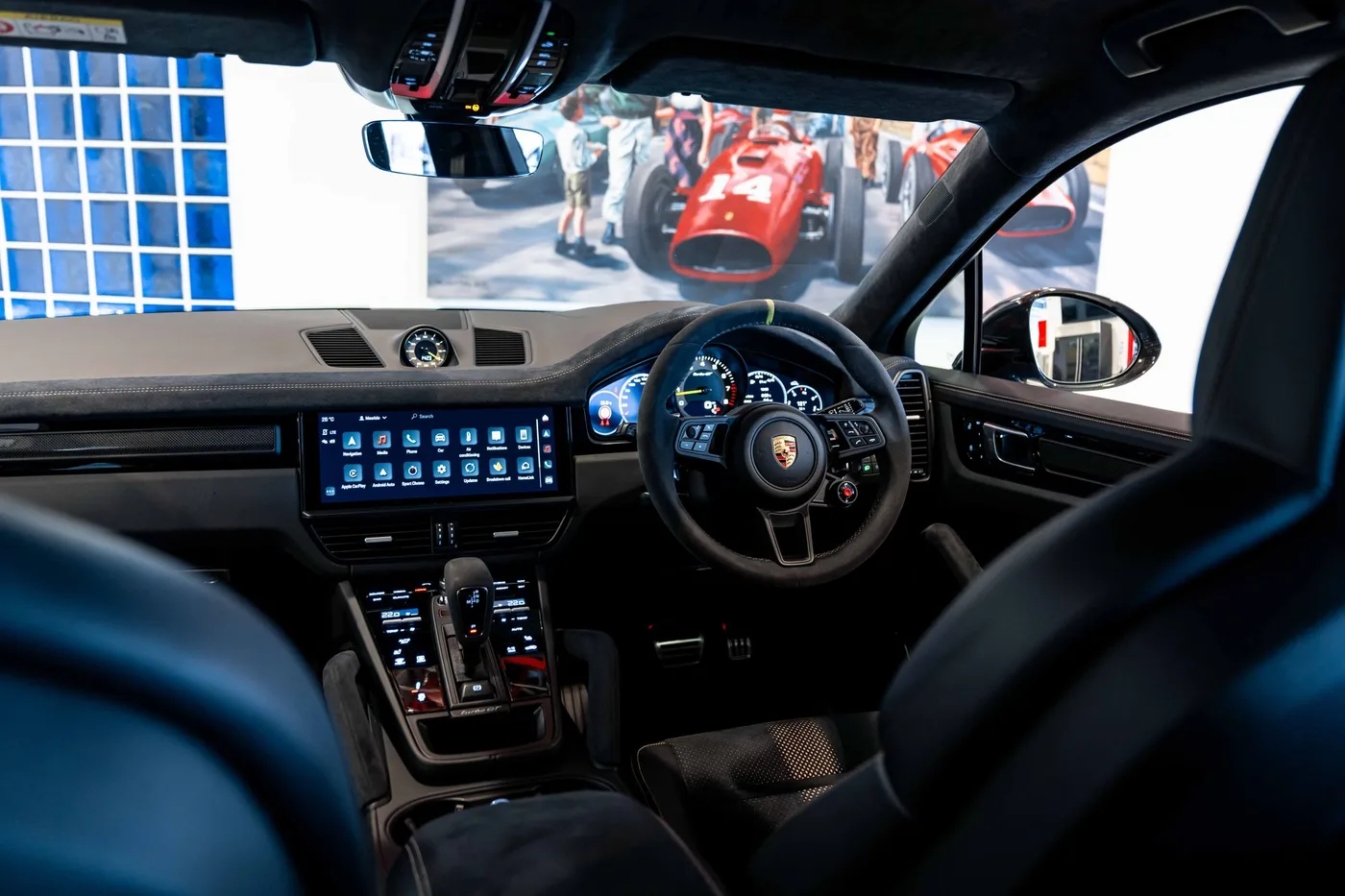 2022 Porsche Cayenne Turbo GT proposée par un spécialiste de la voiture de collection à London, Royaume-Uni, photo 19 sur 21