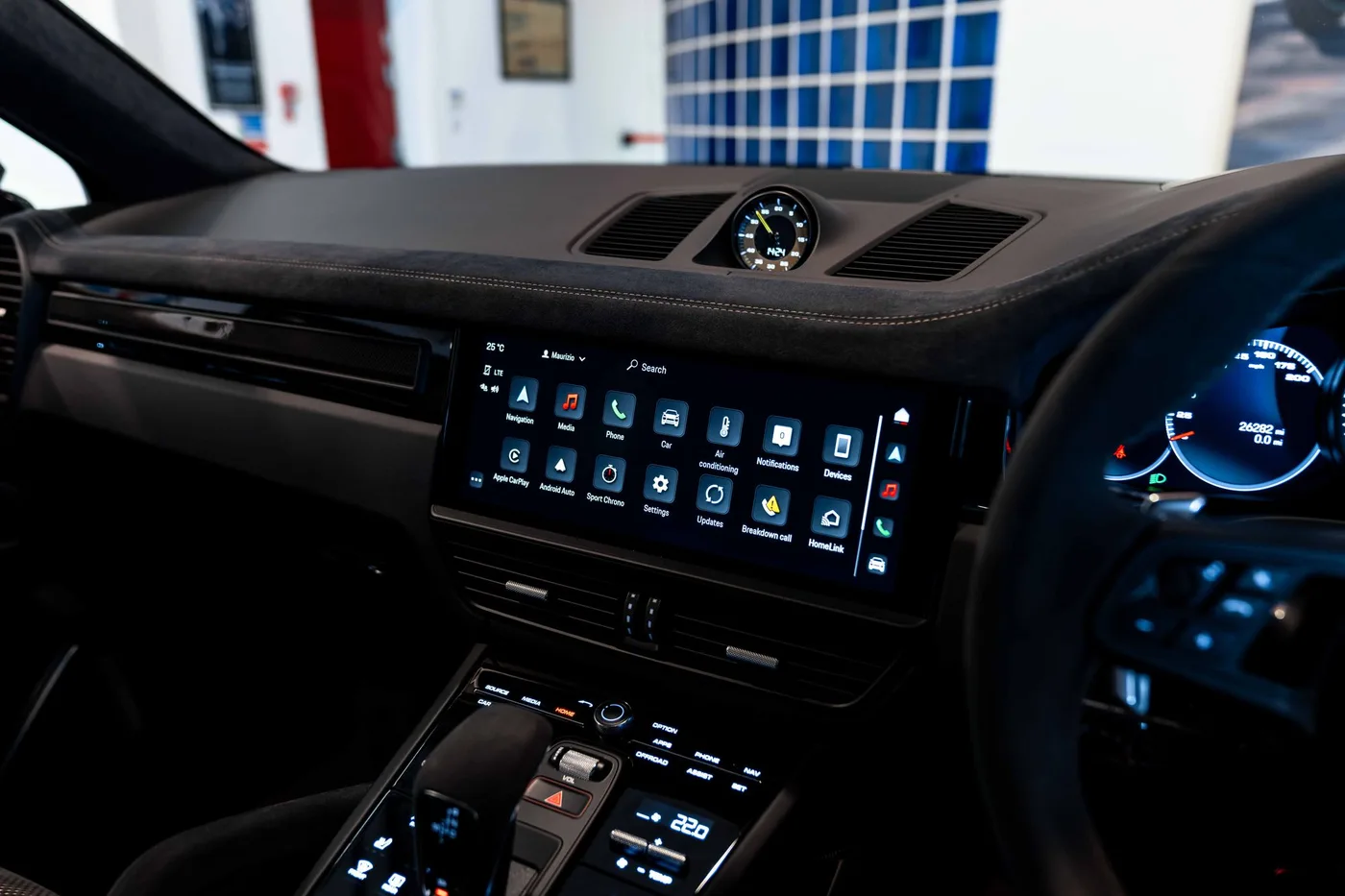 2022 Porsche Cayenne Turbo GT proposée par un spécialiste de la voiture de collection à London, Royaume-Uni, photo 20 sur 21