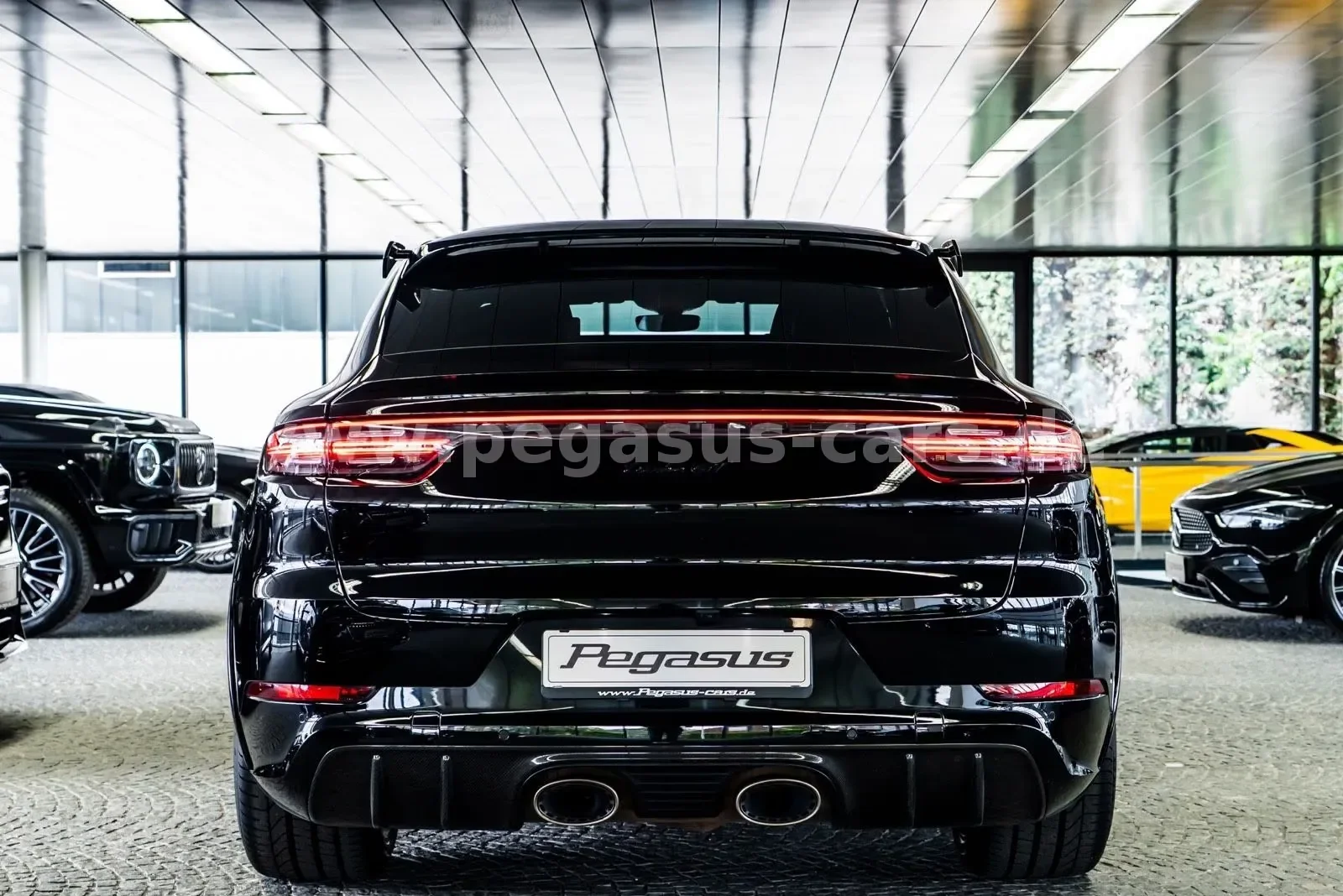 2022 Porsche Cayenne Turbo GT, 8/30