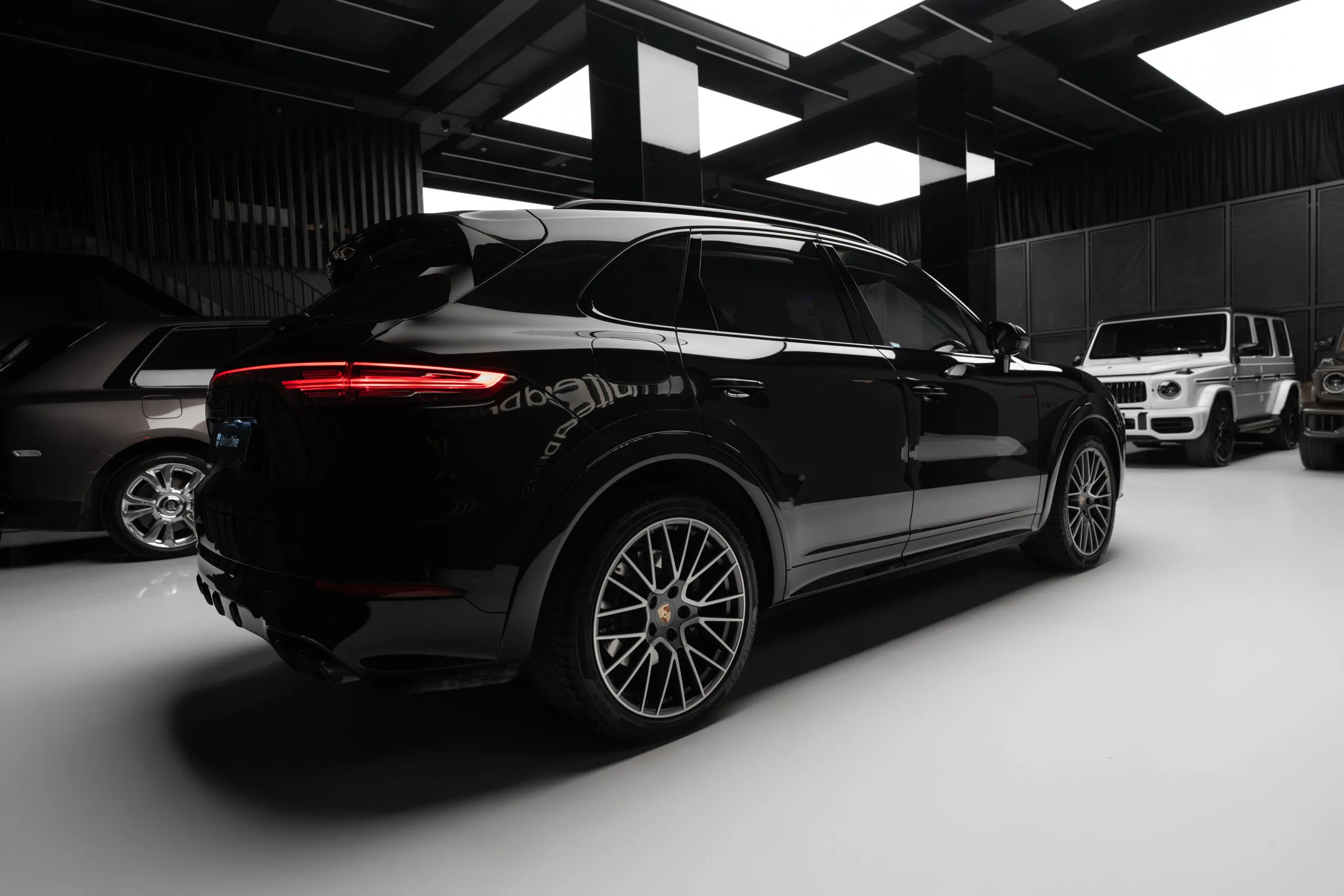 2022 Porsche Cayenne E-Hybrid, 10/30