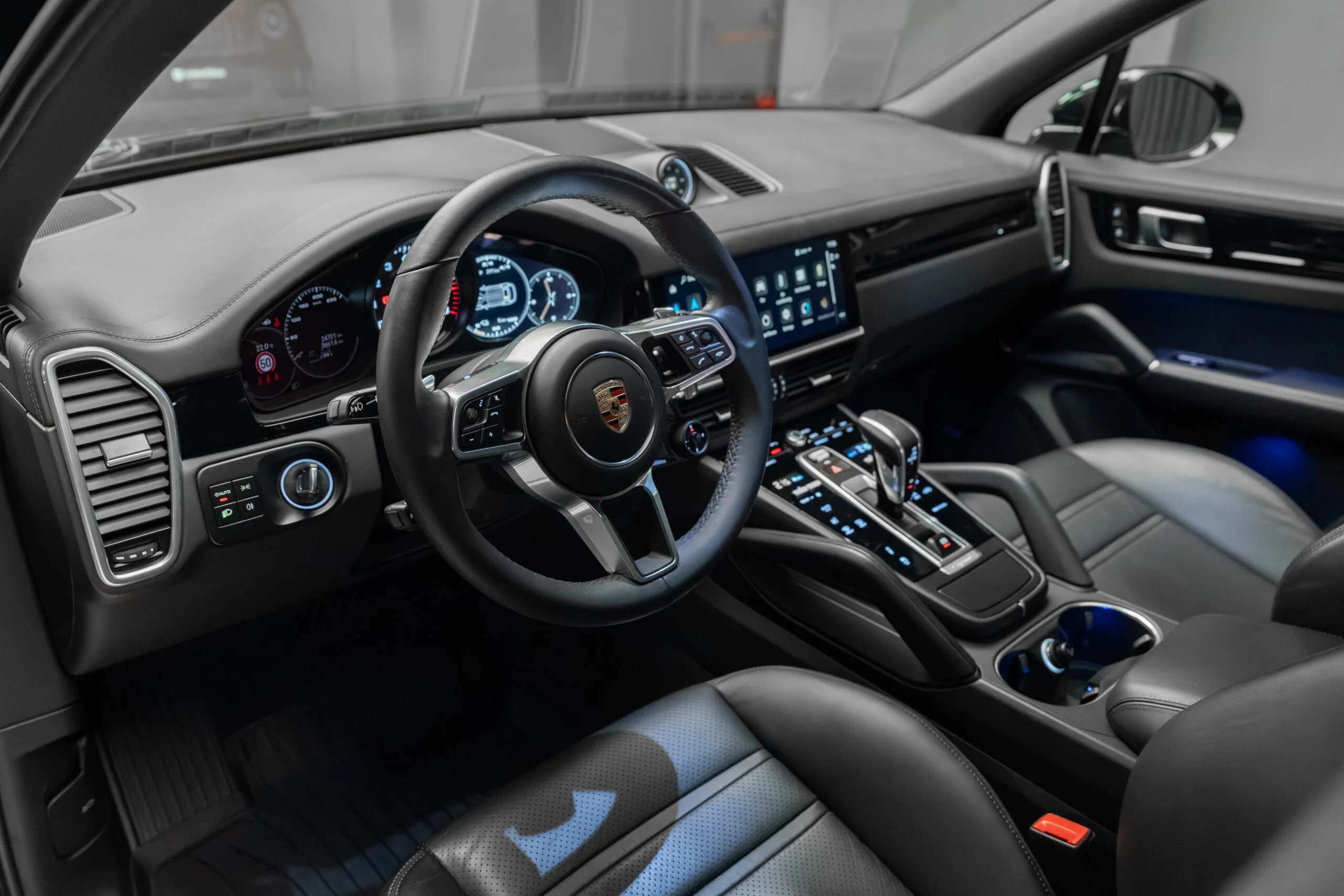 2022 Porsche Cayenne E-Hybrid, 15/30