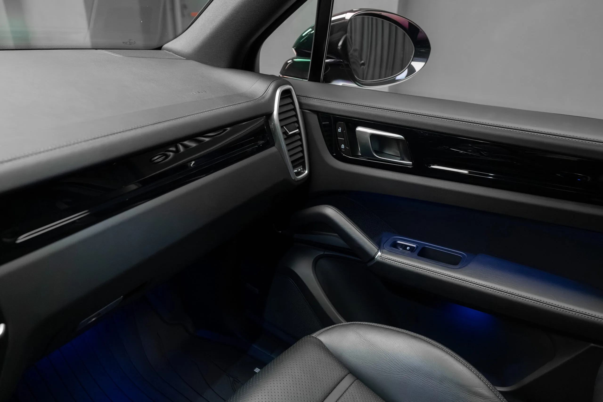 2022 Porsche Cayenne E-Hybrid, 17/30
