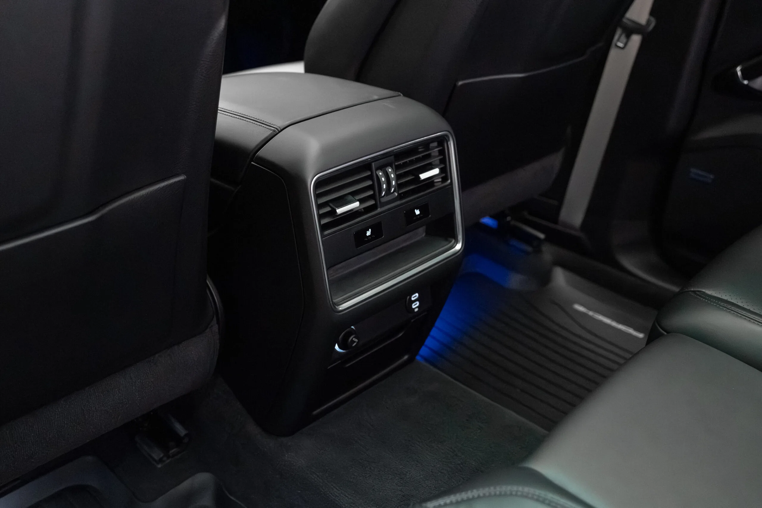 2022 Porsche Cayenne E-Hybrid, 28/30